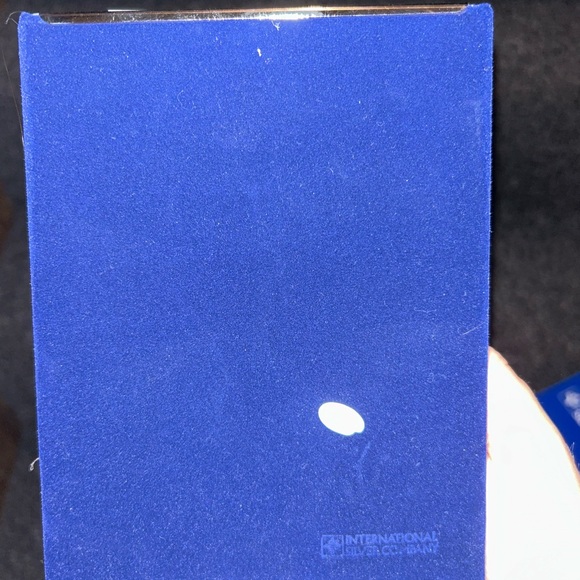 International Silver Company Trifold Picture frames - Picture 3 of 3